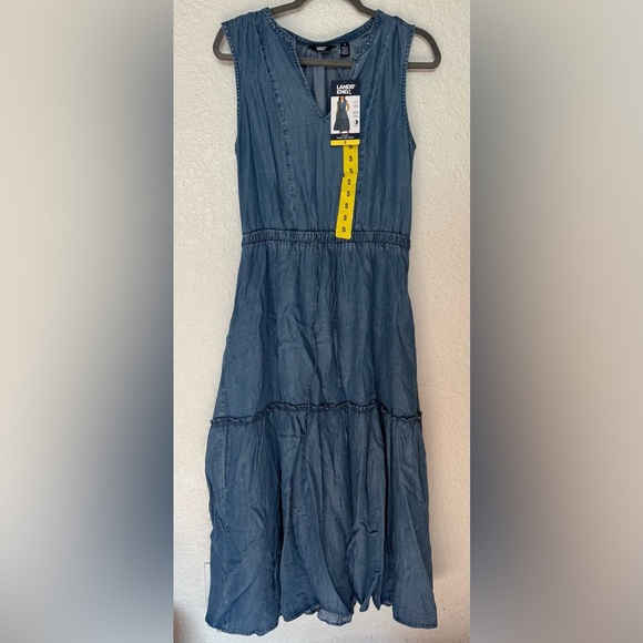 Lands' End Dresses & Skirts - Lands' End Chambray Smocked Ruffle Shoulder Midi Dress in blue cotton denim